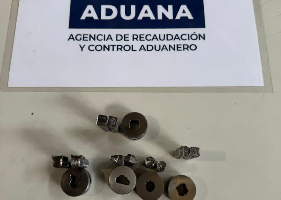LA ADUANA DESARTICULÓ UNA RED NARCO INTERNACIONAL: DE UN CONTROL DE COURIER EN EZEIZA A CONDENAS EN MAR DEL PLATA